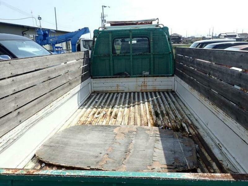 BONGO TRUCK