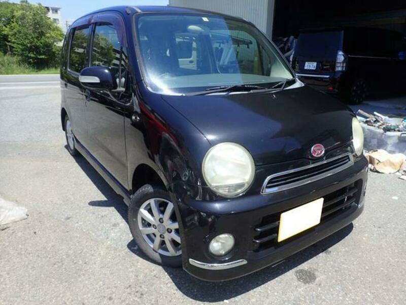 DAIHATSU MOVE LATTE