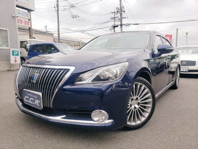 TOYOTA CROWN MAJESTA