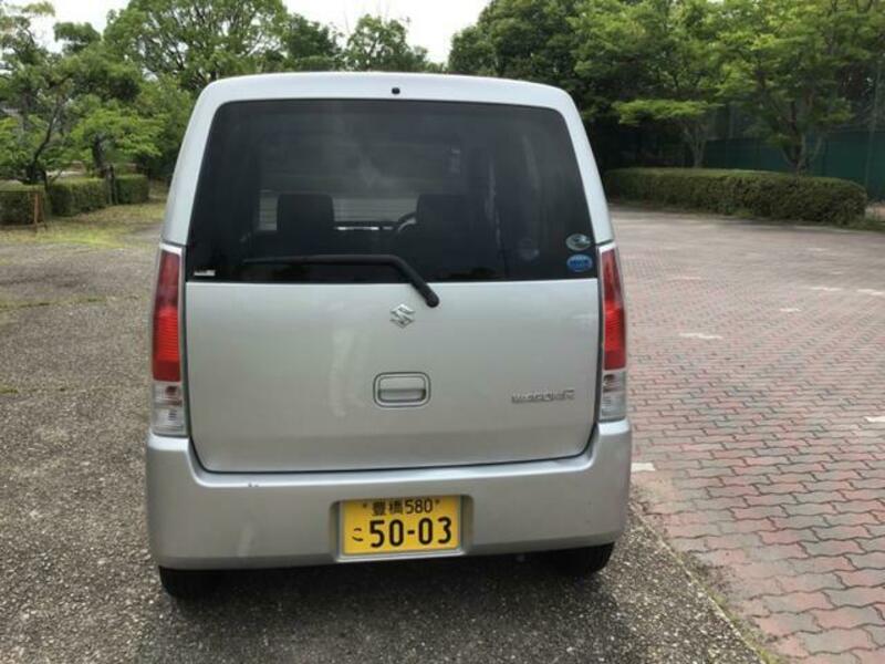 WAGON R