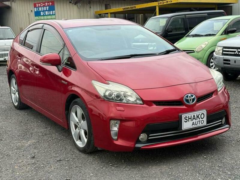TOYOTA PRIUS