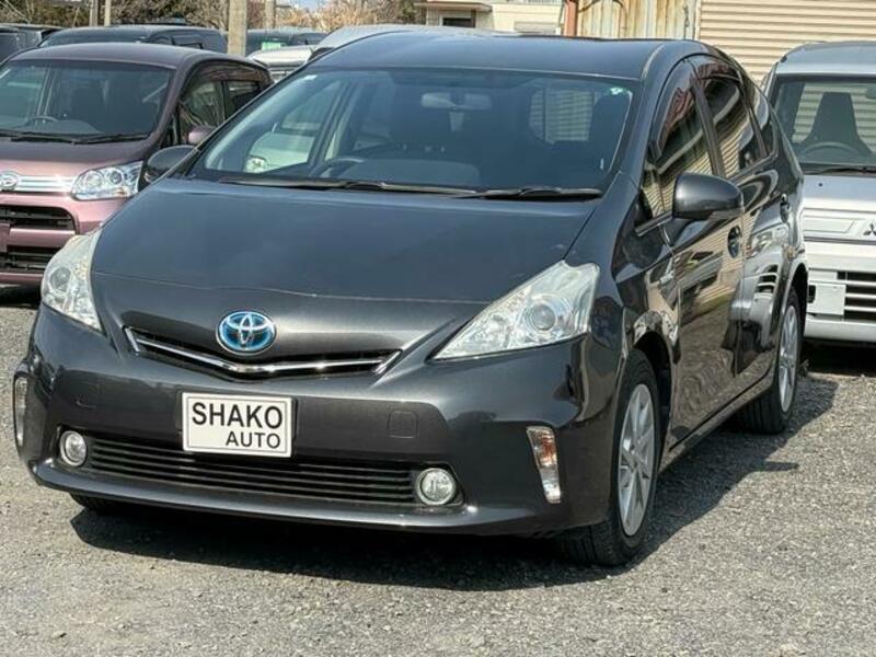 PRIUS ALPHA