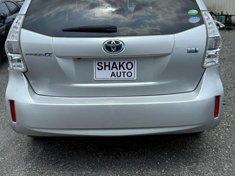 PRIUS ALPHA