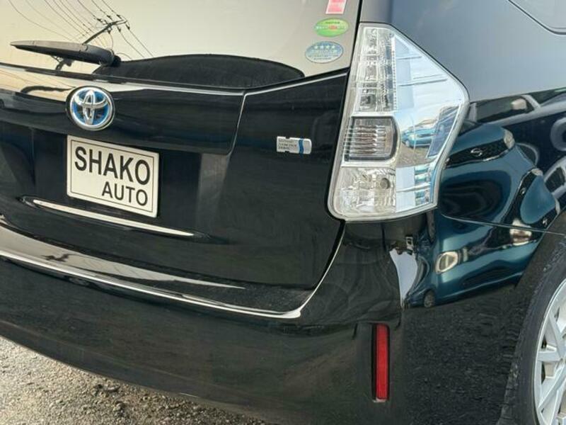 PRIUS ALPHA