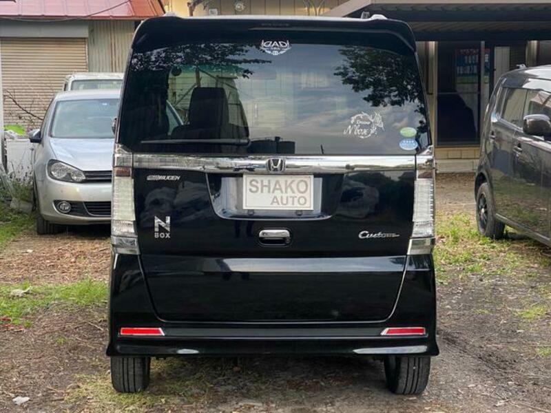 N BOX CUSTOM