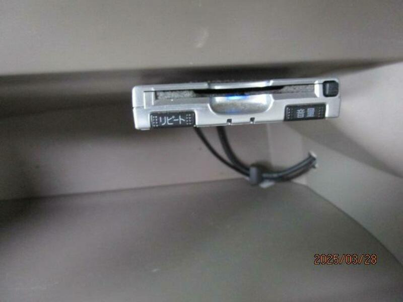 N BOX