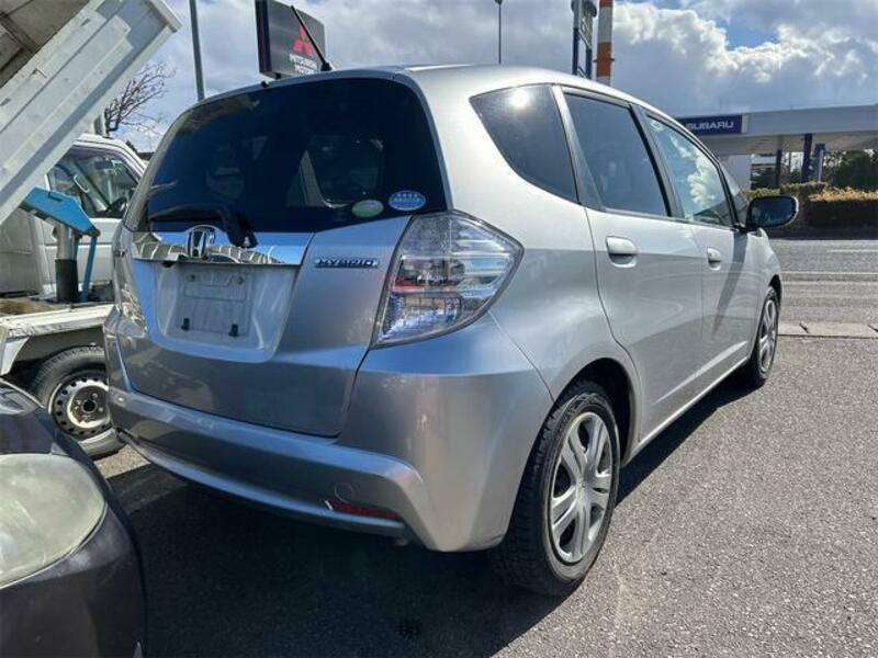 FIT HYBRID