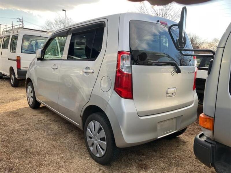 WAGON R