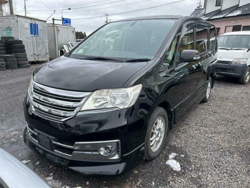 NISSAN SERENA