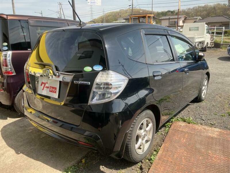 FIT HYBRID