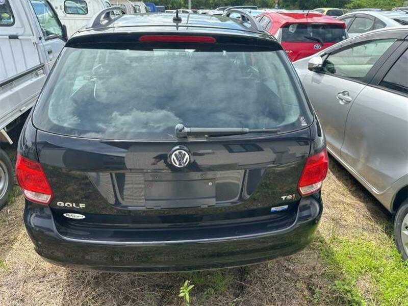 GOLF VARIANT
