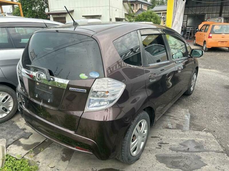 FIT HYBRID