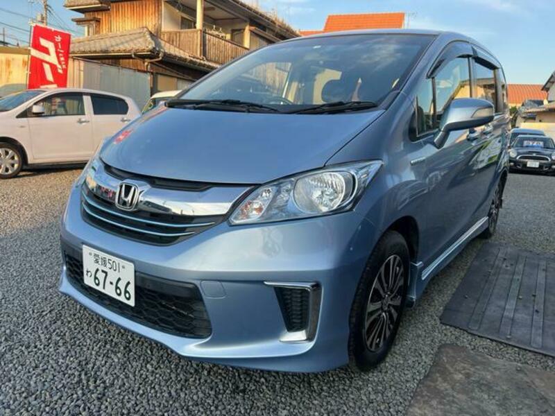 HONDA FREED HYBRID