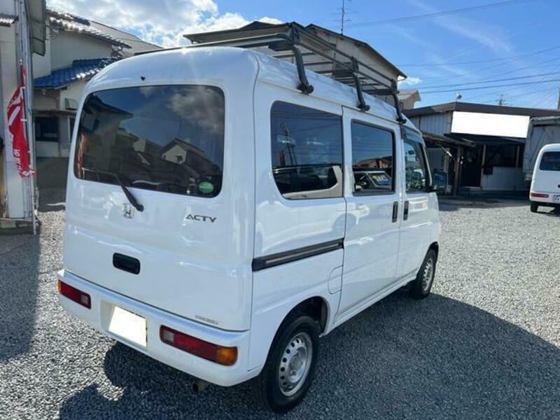 ACTY VAN