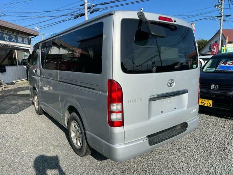 HIACE VAN