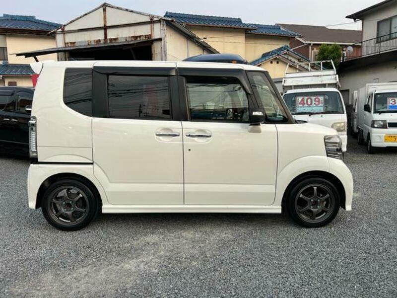 N BOX CUSTOM