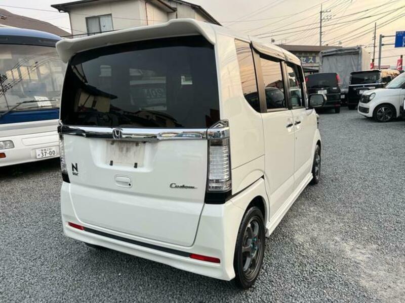 N BOX CUSTOM