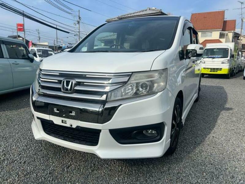 HONDA STEPWAGON SPADA