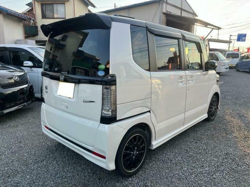 N BOX CUSTOM