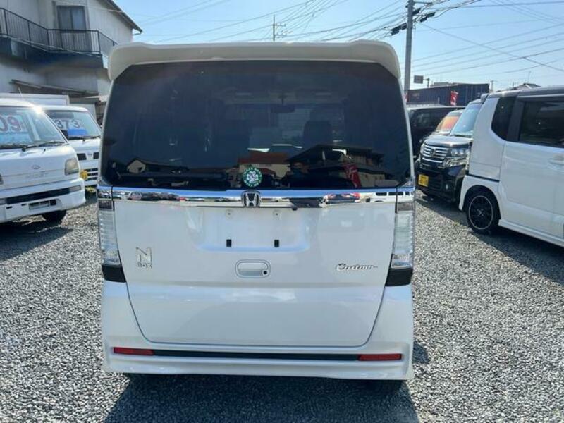 N BOX CUSTOM