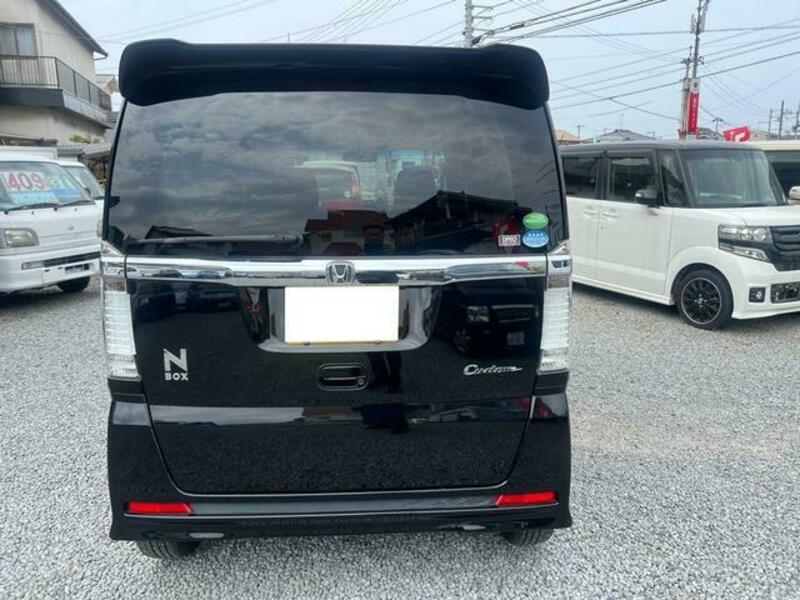 N BOX CUSTOM