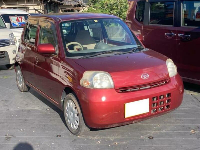 DAIHATSU ESSE