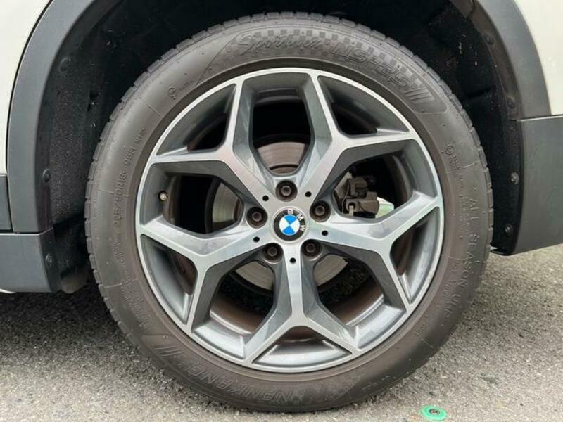 X1