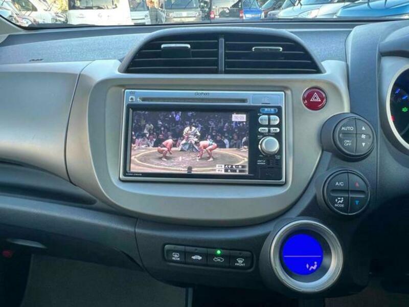 FIT HYBRID