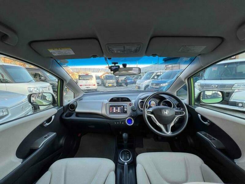 FIT HYBRID