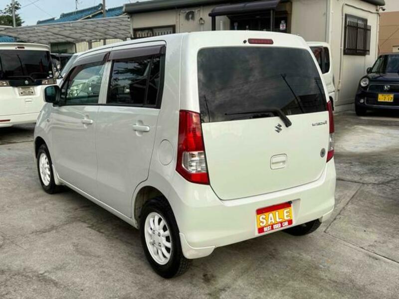 WAGON R