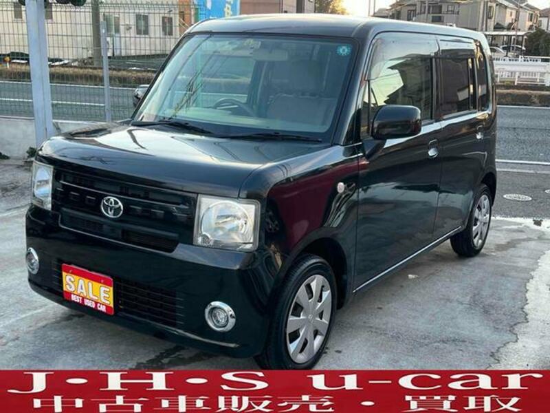 TOYOTA PIXIS SPACE