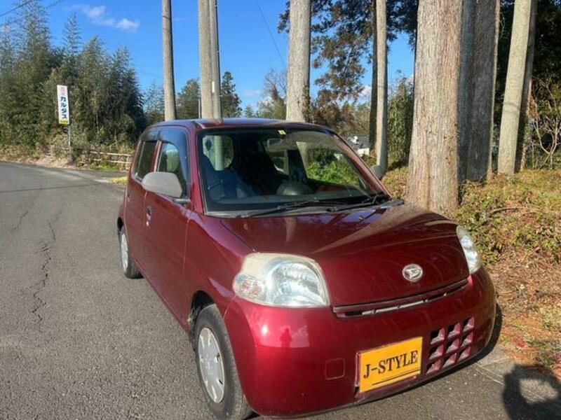 DAIHATSU ESSE
