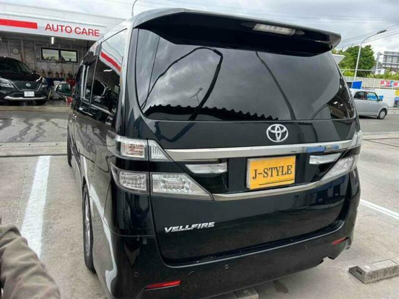 VELLFIRE
