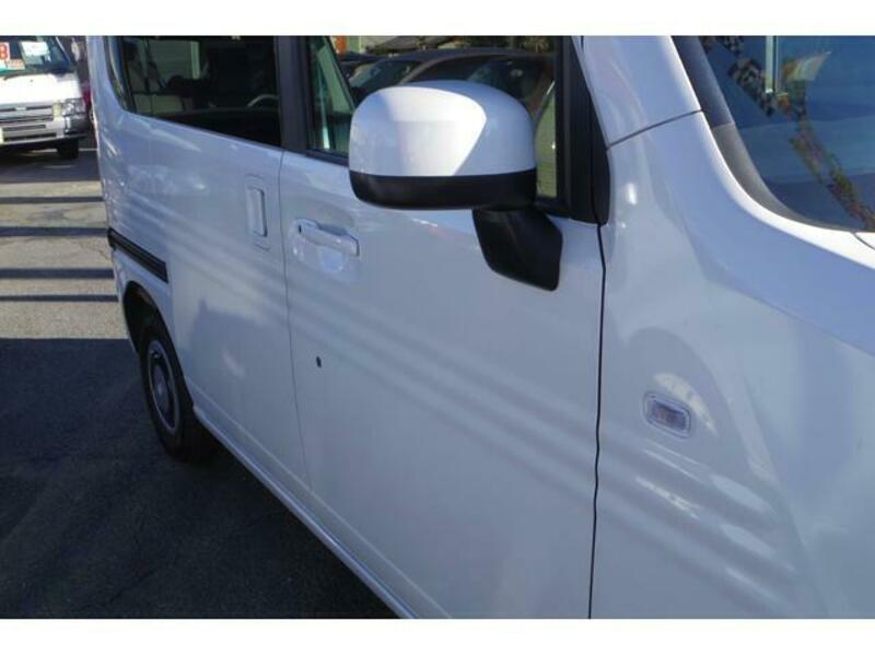 N-VAN