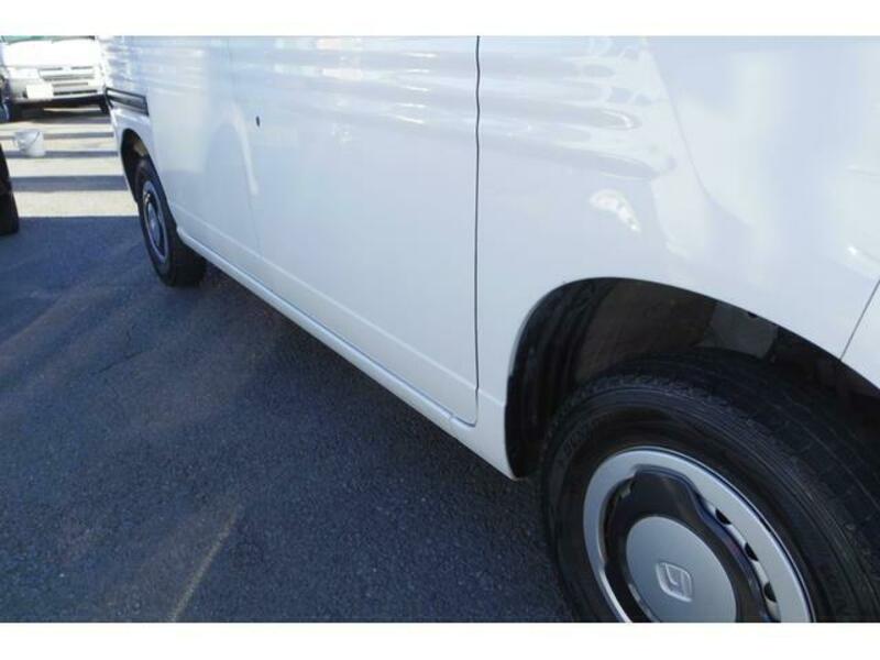 N-VAN
