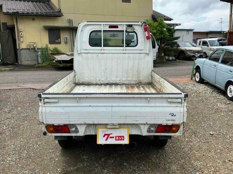 MINICAB TRUCK