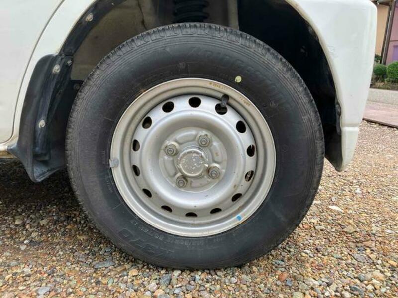 MINICAB TRUCK