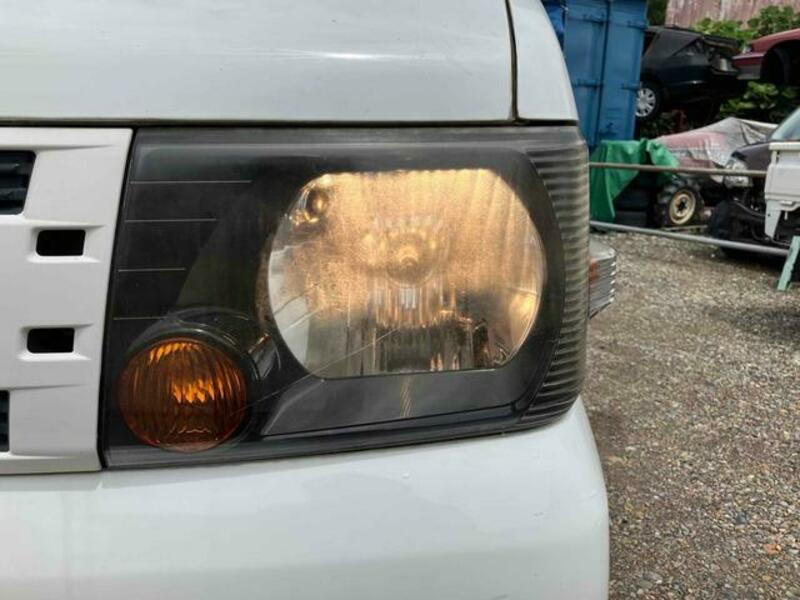 MINICAB TRUCK