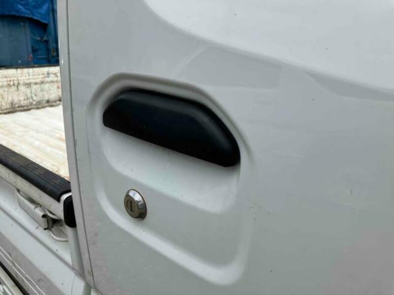 MINICAB TRUCK