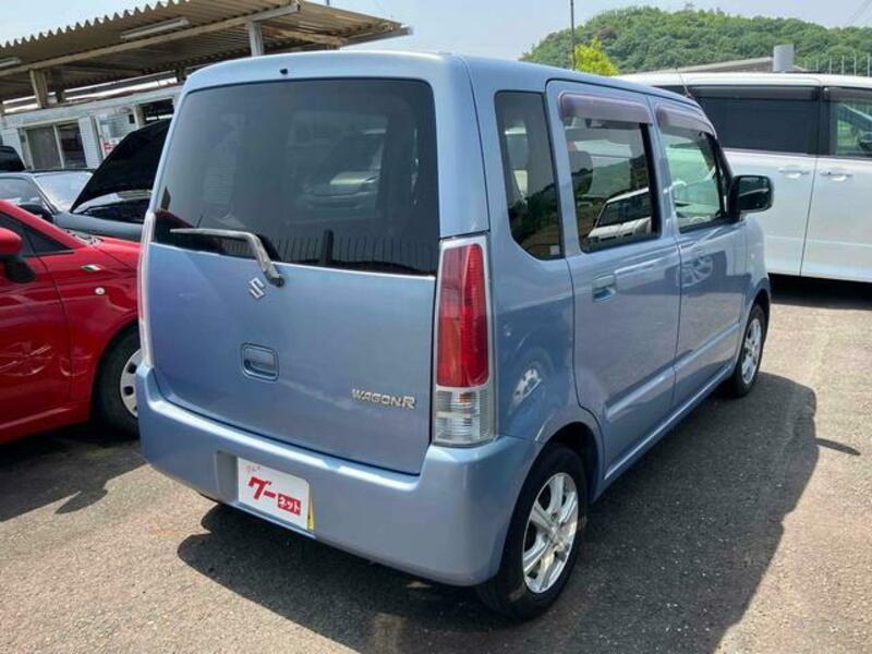 WAGON R