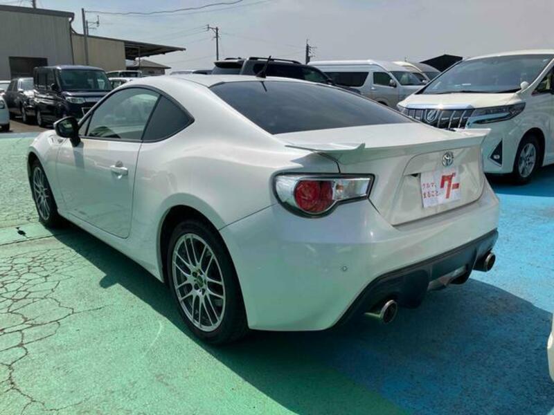 86