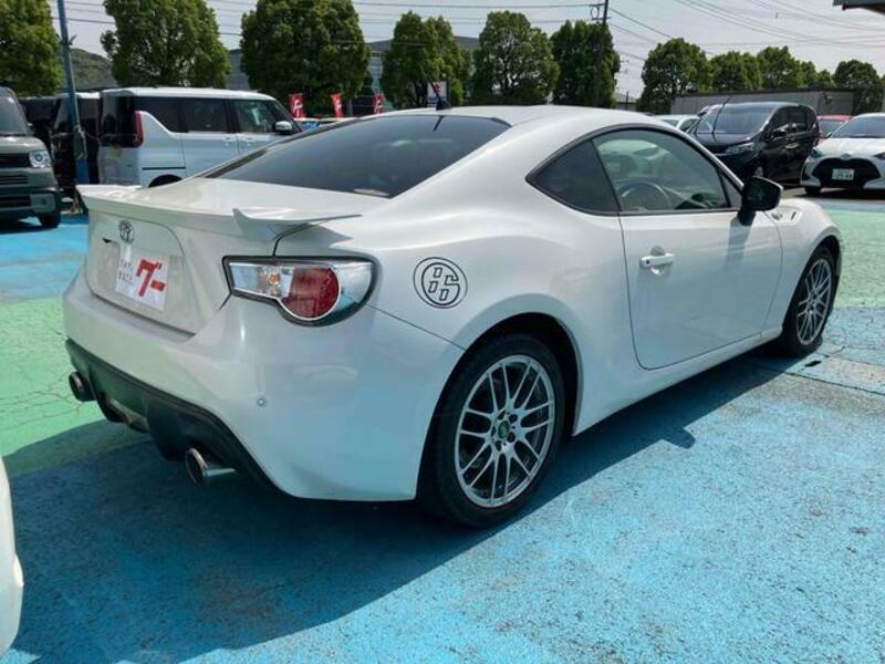 86