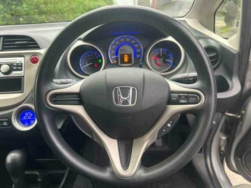 FIT HYBRID