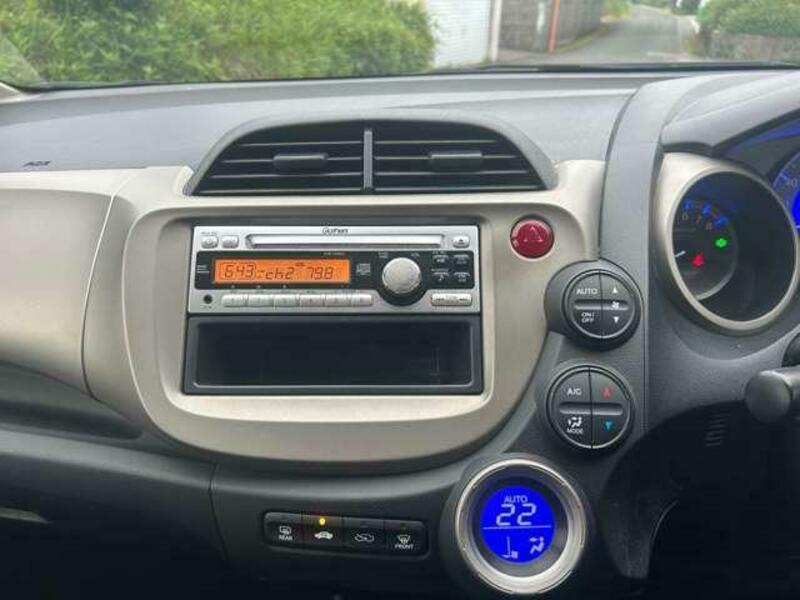 FIT HYBRID