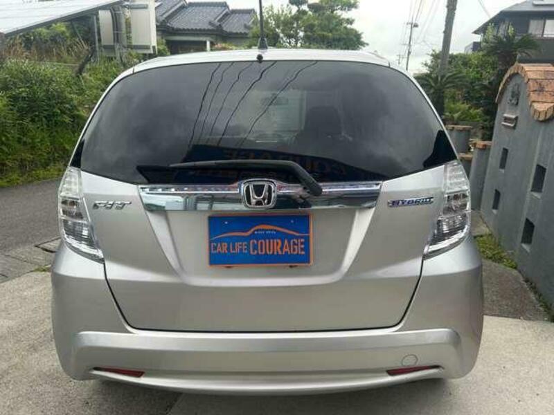 FIT HYBRID