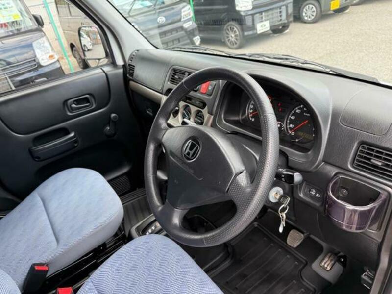 ACTY VAN