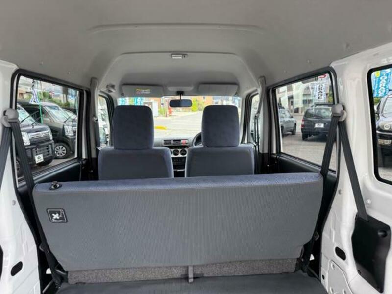 ACTY VAN