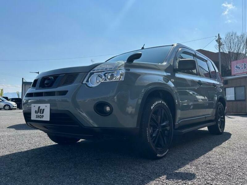 X-TRAIL