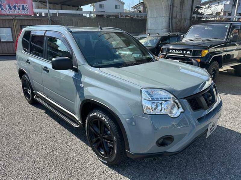 X-TRAIL