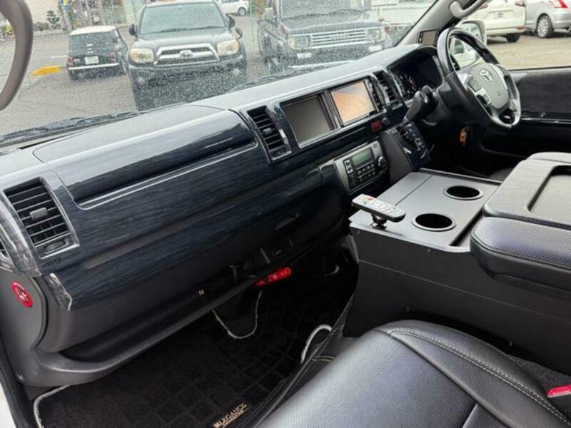 HIACE WAGON